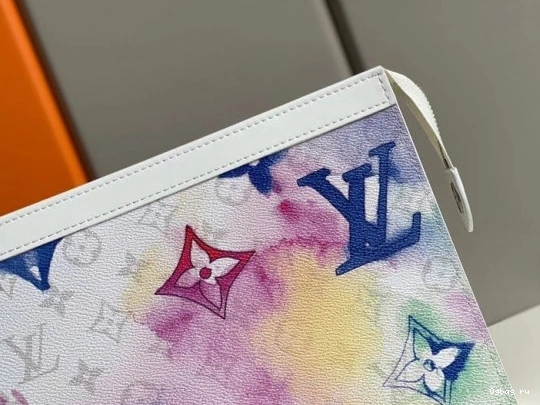 VUITTON MM LOUIS VOYAGE POCHETTE 0807